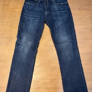 Lucky Brand Men's Classic Blue Straight Jeans